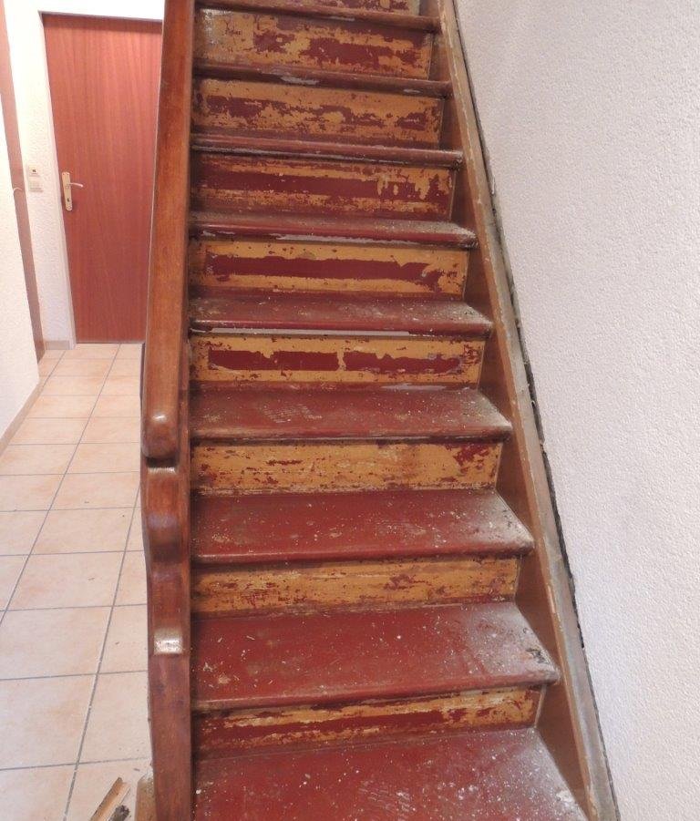 Buk – plné schodiště – před renovací