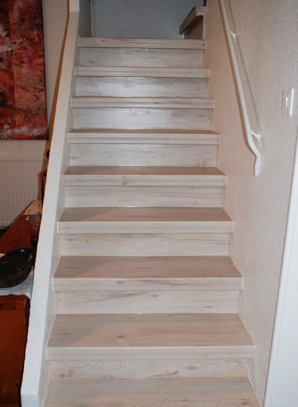 Laminát Weißer Nussbaum – po renovaci