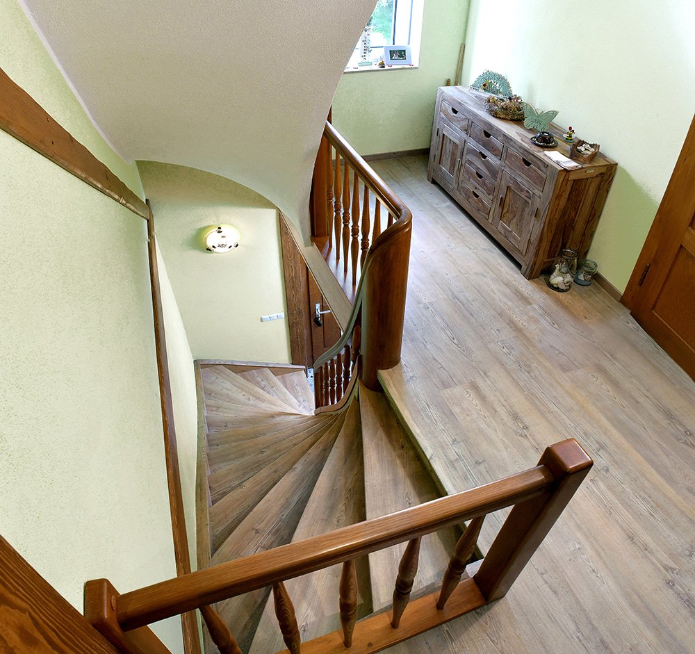 Realizace renovace schodiště